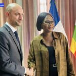 Les chefs de la diplomatie centrafricaine et française Sylvie Notefé née Baïpo Temon et Jean Noël Barrot à Bangui