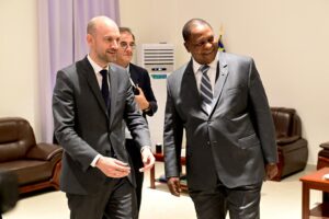 Jean-Noël Barrot et Faustin Archange Touadéra à Bangui