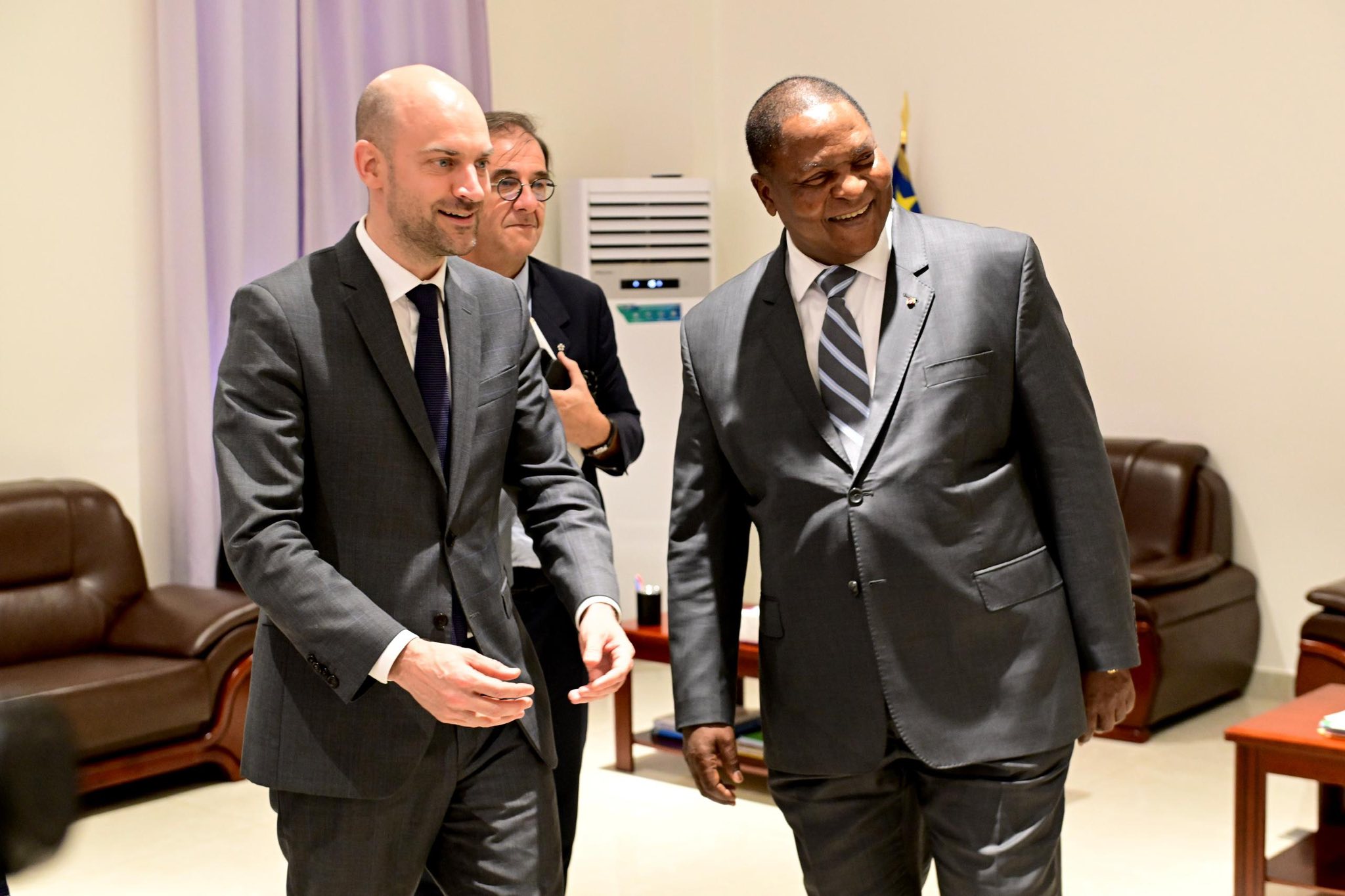 Jean-Noël Barrot et Faustin Archange Touadéra à Bangui