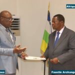 L'ancien Premier ministre Félix Moloua et le Président Faustin Archange Touadéra