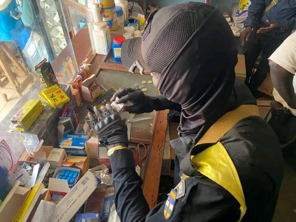 WhatsApp-Image-2026-07-25-at-13.55.59-1024x768 Traffic de stupéfiants en Centrafrique: un infirmier interpellé lors d’une opération conjointe de la police et des alliés russes